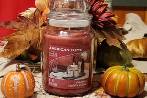 Vela American Home de Yankee WARM & HAPPY HOME 19 oz. - Imagen 1 de 4