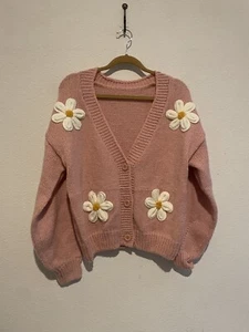 Knit Pink & White Daisies Oversized Button Up Sweater Cardigan Medium Large - Picture 1 of 7