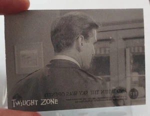 2009 Complete Twilight Zone 50th Anniversary L17 Lenticular card Sky Was Opened - Picture 1 of 2