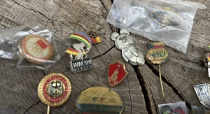 div. Pin & Anstecker aus dem intern. Radsport - Bild 1 von 4