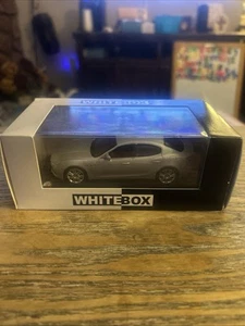 White Box 1/43 Maserati Ghibli METALLIC GRAY - Picture 1 of 9