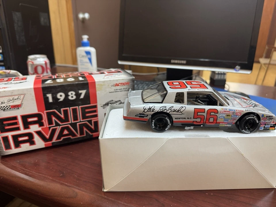1/24 Ernie Irvan 56 Dale Earnhardt Chevrolet 1987 Acción Nascar Foto 1 de 1
