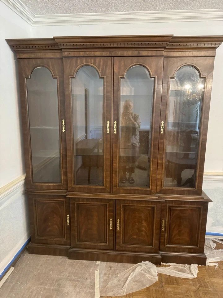 复古 Drexel Heritage 桃花心木中国橱柜两件  — 第 1/4 张图片