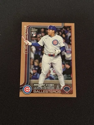 2025 Topps Update #US236 MOISES BALLESTEROS RC DEBUT CUBS Gold Parallel  /2025 - Image 1 of 2