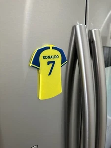 Imán de camiseta inspirado en Cristiano Ronaldo Al Nassr #7 imán de nevera coleccionable - Imagen 1 de 4