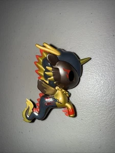 Tokidoki Unicorno Mermicorno Serie 6 Figura Mysterio Cazador Persecución Dragón Sin Caja - Imagen 1 de 1