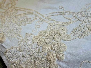 Vintage weiß/creme STARK bestickt Tischdecke Auflage für runden Tisch bis 28" - Bild 1 von 12