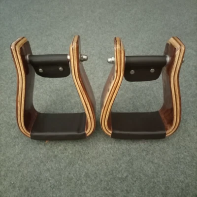 Authentic Western Wooden Leather Covered 3.0" Roper Saddle Stirrups - Изображение 1 из 4