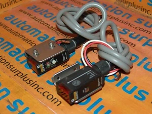 OMRON E3S-AT16 EMITTER E3S-AT16-L AND RECEIVER E3S-AT16-D PHOTOELECTRIC SWITCH - Picture 1 of 5