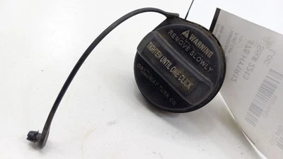 Tapa de combustible del tanque de gasolina Hyundai Elantra 2009 2010 2011 2012 Foto 1 de 4