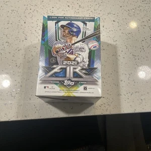 Topps Fire 2021 Baseball Trading Card Blaster Box (46 Cards) - Picture 1 of 2