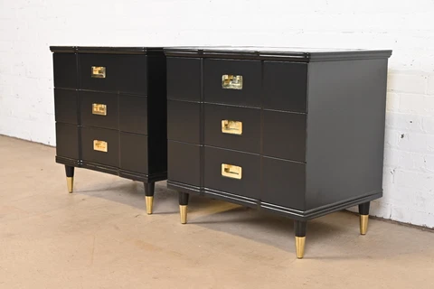 John Widdicomb Mid-Century Modern Hollywood Regency Black Lacquered Nightstands Cover