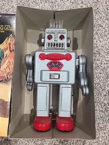 Vintage Smoking Robot Toy Battery Operated Schylling Collector Series Box - Picture 1 of 14