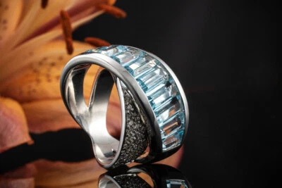 Breiter Designer Ring mit Brillant und Aquamarin Schiene in Weißgold 750 Schmuck - Bild 1 von 4