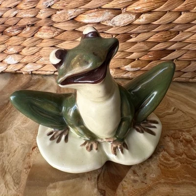 Porcelain glazed MCM frog figurine - Image 1 of 4