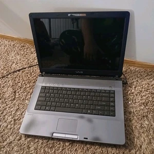 sony vaio laptop PGC-7V2L - Picture 1 of 6