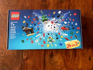 LEGO 40253 Christmas 24 in 1 Holiday Set - Retired Limited Edition - New in Box - Bild 1 von 3