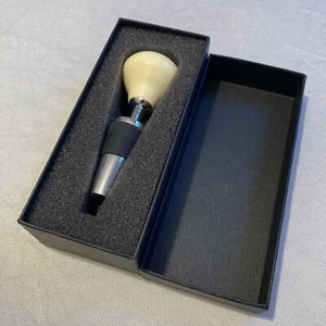 Gear Knob motif Wine Bottle Stopper Unused - New (other) Petrol Heads gift Boxed - Picture 1 of 6
