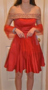 Nuevo con etiquetas Edición Joven Cóctel Fiesta Cuentas Rojo Tul Enaguas Hombro Vestido Talla XS - Imagen 1 de 10