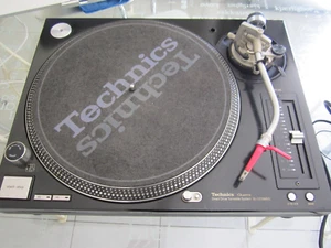 Technics SL-1210 M5G - Black Edition Occasion RARE Quasi introuvable ds cet état - Picture 1 of 7