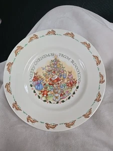 Vintage Child’s 8” Plate Royal Doulton Merry Christmas From Bunnykins - Picture 1 of 6