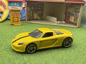 Hot Wheels 2006 First Editions Porsche Carrera GT #008, 8/38 Yellow Edition - Picture 1 of 15
