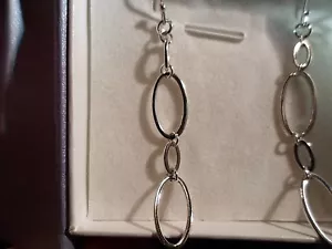 Orecchini pendenti in argento sterling di ispirazione designer - Foto 1 di 3
