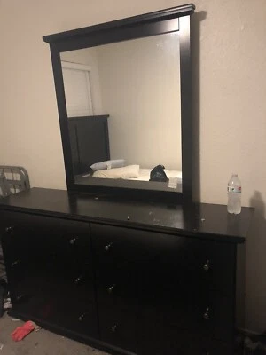 特大号卧室套装 — 第 1/4 张图片