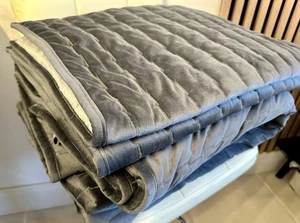 Kby Kelly Hoppen Samtfüllung Wende Tagesdecke 2 Kissenbezüge ANTHRAZIT Double - Bild 1 von 4
