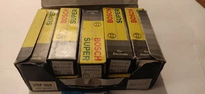 BOSCH SUPER WR7DCX VSP559 0242235530 Spark Plug/Service Replacement Maintenance - Picture 1 of 5