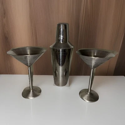 Juego de coctelera/vasos Martini de acero inoxidable Foto 1 de 4
