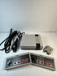 Nintendo NES Classic Edition Mini CLV-001 Due Controller + Cavi, Wireless Ada - Foto 1 di 24