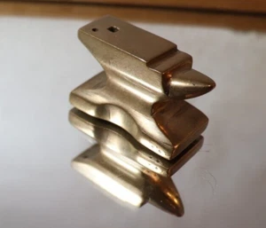 SCARCE TRUE VINTAGE MINATURE SOLID BRASS ANVIL 1-7/8" BY 7/8" NICE CLEAN PIECE - Picture 1 of 8
