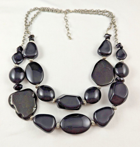 VETEMENTS Collana dichiarazione multifilo acrilico nero e catena asimmetrica grossa lunga