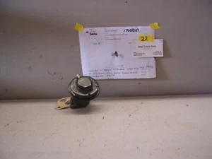 EXHAUST GAS RECIRCULATION VALVE(EGR) 4.3 V-6 CHEVROLET 1989-95 214-5394,17088109 - Picture 1 of 6