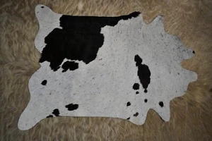 Peppered Black & White - A  Lovely Mini HIde  - A Tiny Cowhide for a Tiny Home - Bild 1 von 6