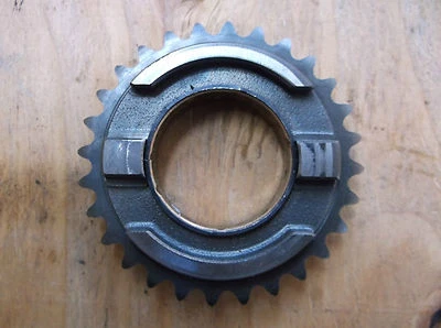 Piñón de transmisión de cesta de embrague Yamaha YZF-R1 1998,1999,2000,2001 # 4XV-13354-00-00 Foto 1 de 4