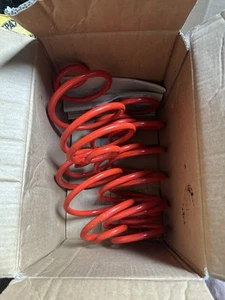 Vauxhall Cavalier Mk3 1.6/1.8/2.0i-8V/1.7D LOWERING SPRINGS 35mm **REARS** - Picture 1 of 3