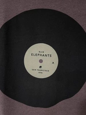 Camiseta Banana Republic Blue Elephants Record Concert Vintage XL Boho Retro Nueva Foto 1 de 4