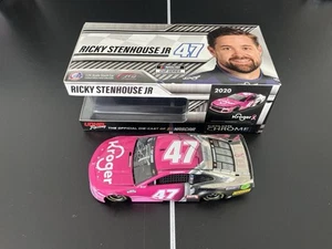 RICKY STENHOUSE JR. AUTOGRAPHED 2020 KROGER PINK COLOR CHROME DIECAST - Picture 1 of 2