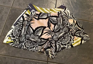 Ladies Topshop Floral Smart Shorts Size 8 PETITE Excellent Condition (no 131) - Picture 1 of 6