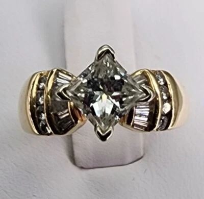 Anillo de oro 14k .585 YG .86 ctw corte princesa SI1 J diamante talla 6 Au 22151 Foto 1 de 4