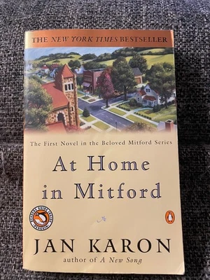 At Home in Mitford by Jan Karon with reader's guide - Imagem 1 de 4