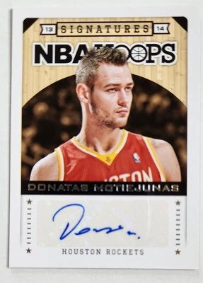 Donatas Motiejunas 2013-14 Hoops Signatures #8 Auto Houston Rockets - Image 1 of 4