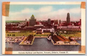 Postcard - TORONTO HARBOUR SKYLINE Ontario Canada Postcard Linen Harbor Bird - Picture 1 of 2
