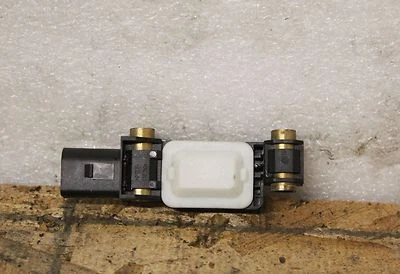 C0319 2001-2005 Audi Allroad bolsa de seguridad módulo de control de choques diestro o izquierdo OEM   Foto 1 de 4