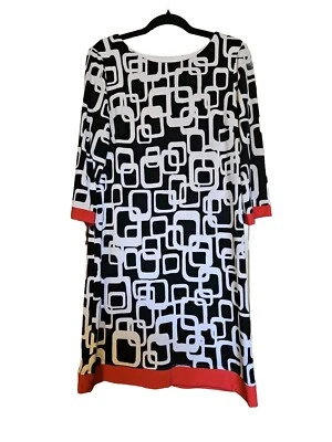 Ronni Nicole Sz 10 Sheath Dress B&W 3/4 Sleeve Light Knit Dress  - Image 1 of 4