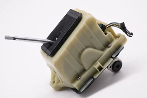 2008-2011 Mercedes W204 Automatic Transmission Shifter Shift Lever 2042675724 - Picture 1 of 9