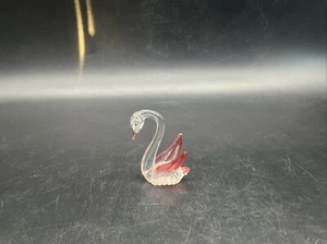 VTG Hong Kong Clear And Red Plastic Lucite Swan - Picture 1 of 9