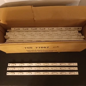 Lot Of 90 Station Hanging Merchandise Strips 8 Station Plastic Sale Merchandise - Picture 1 of 6